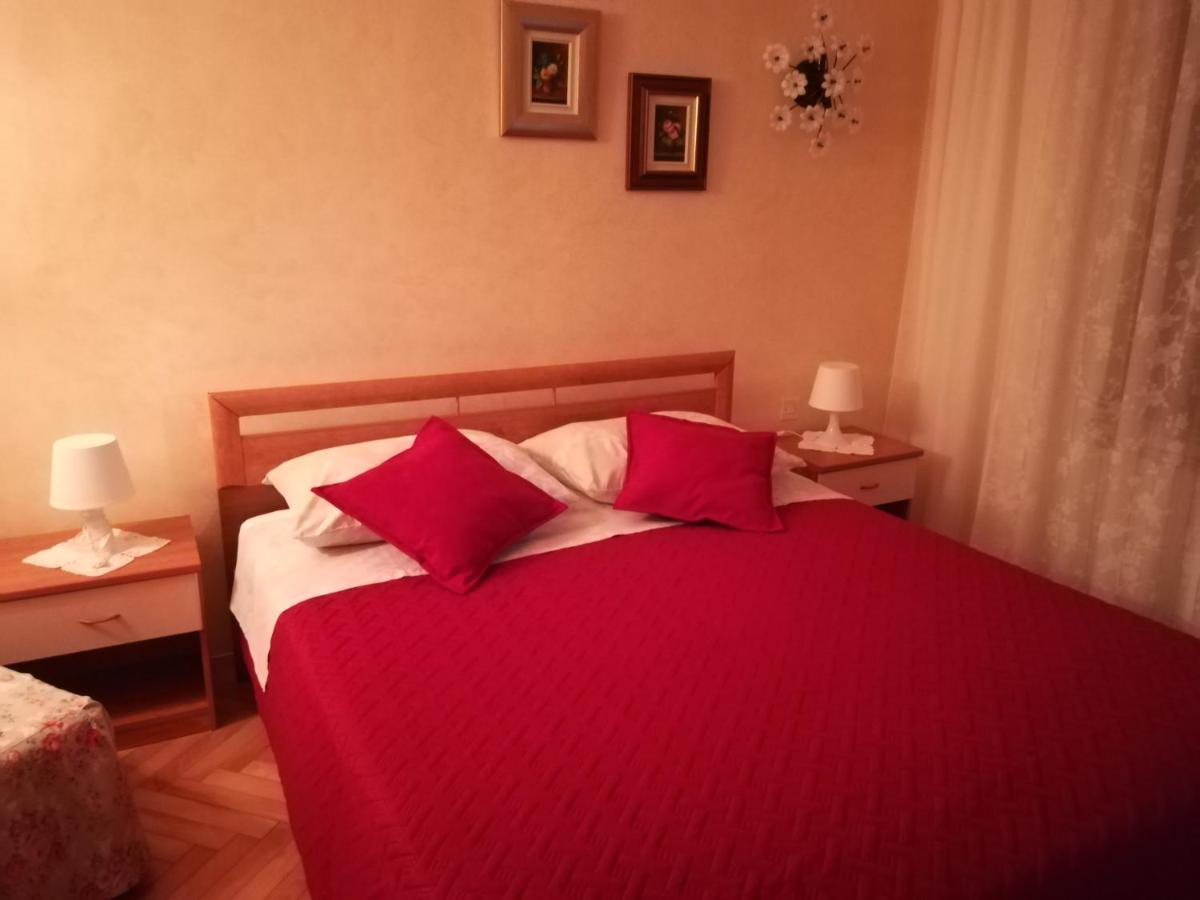 Apartmani Villa Otilija Porec Bagian luar foto