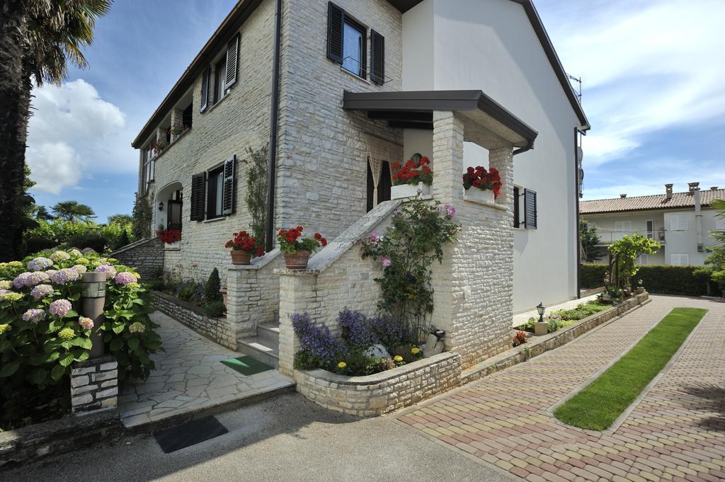 Apartmani Villa Otilija Porec Bagian luar foto
