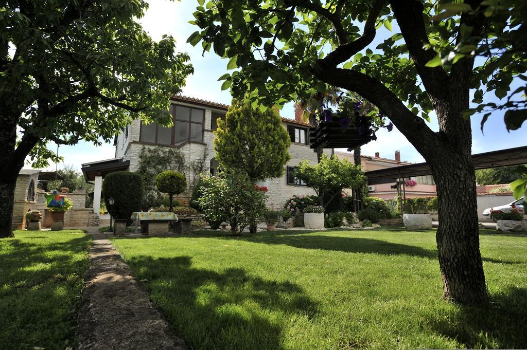 Apartmani Villa Otilija Porec Bagian luar foto
