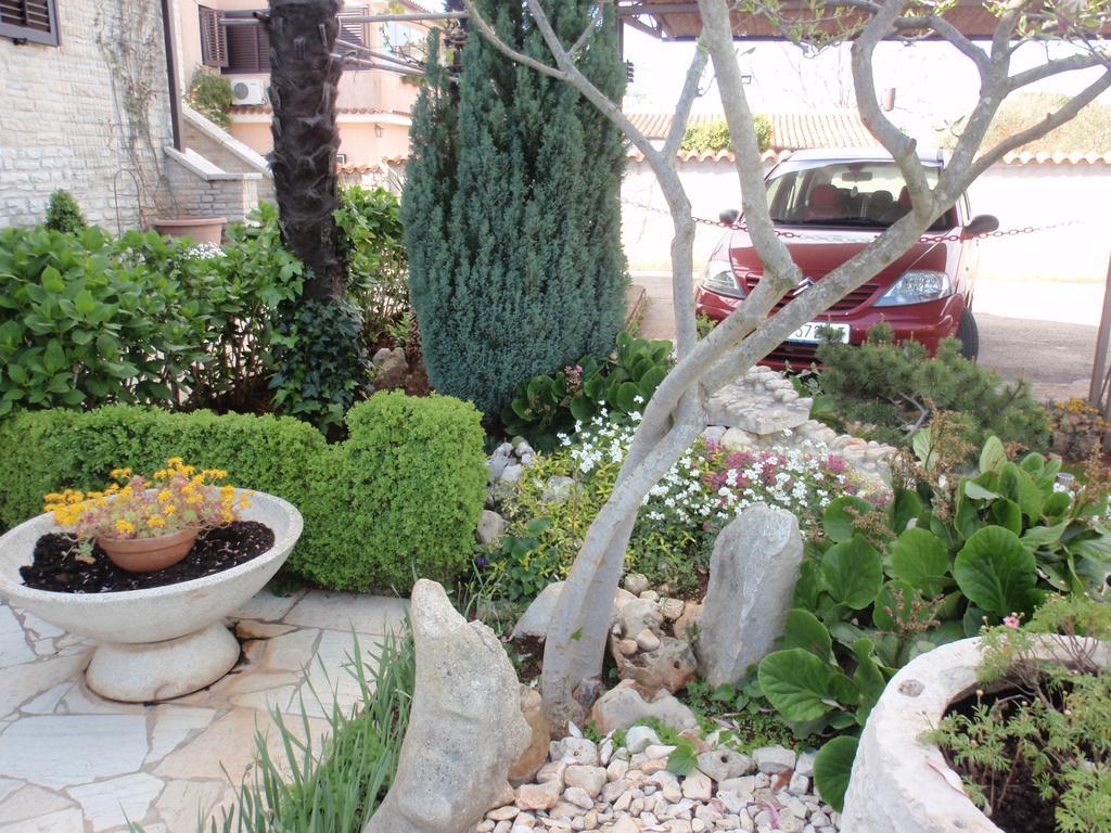 Apartmani Villa Otilija Porec Bagian luar foto