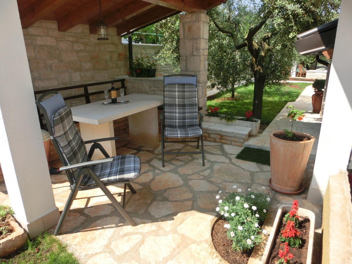 Apartmani Villa Otilija Porec Bagian luar foto