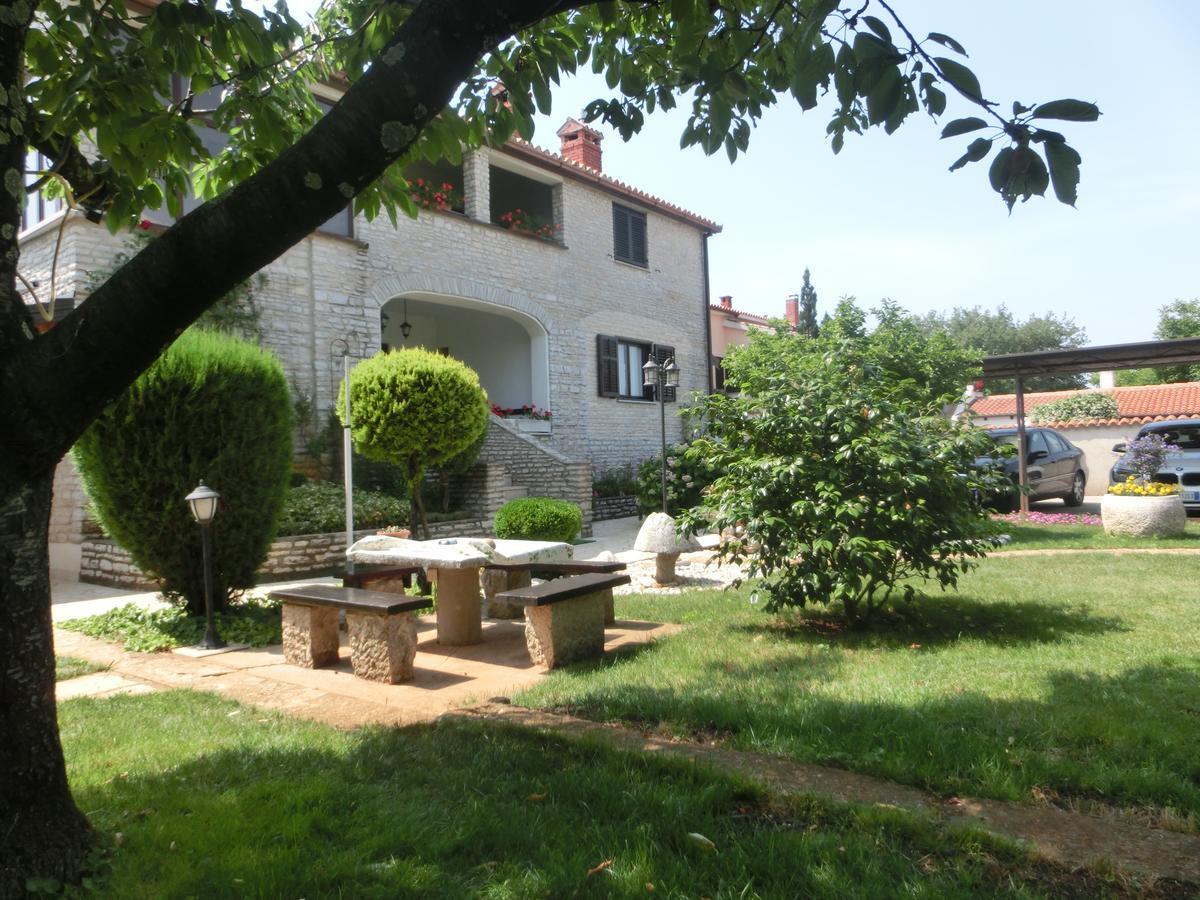 Apartmani Villa Otilija Porec Bagian luar foto