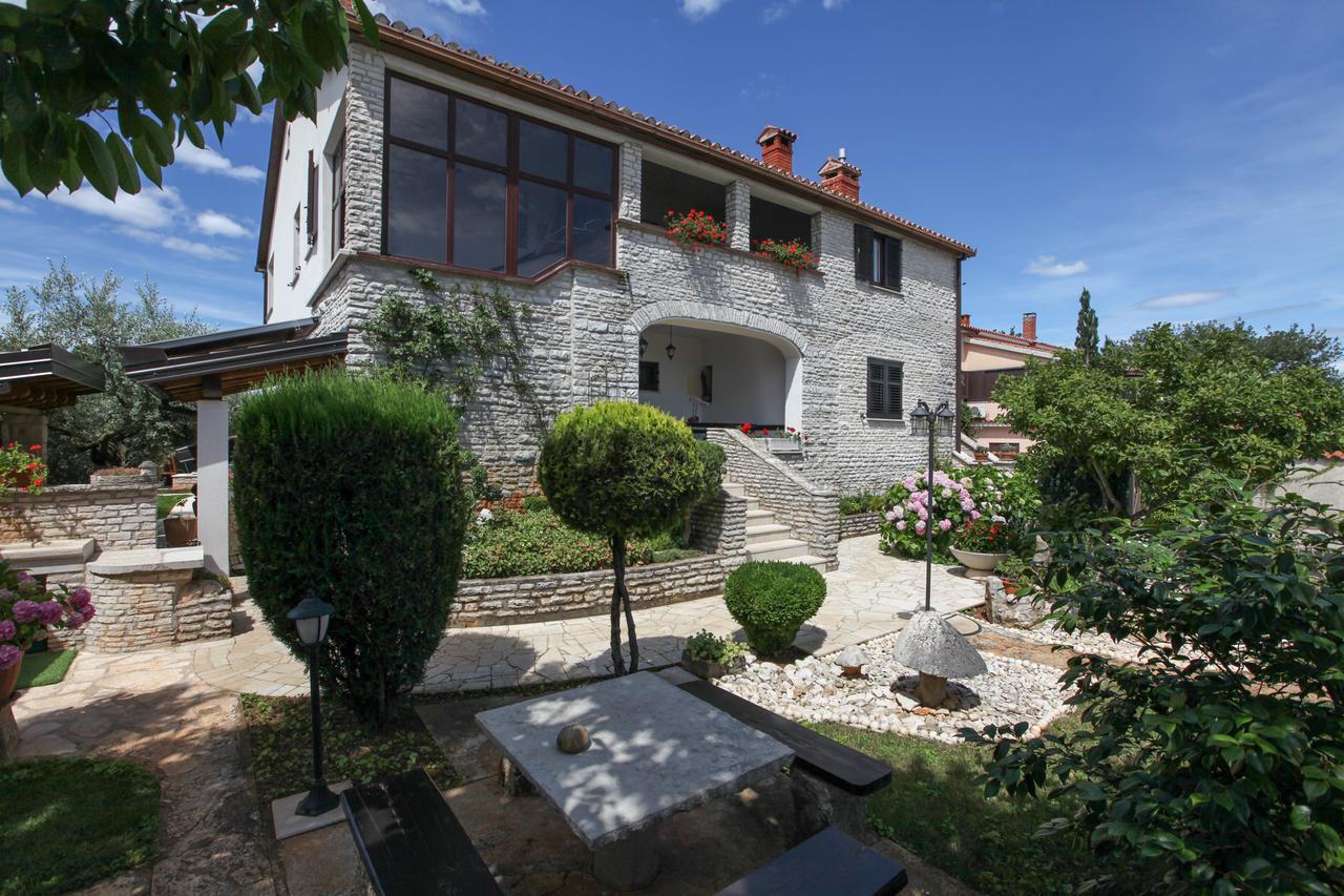 Apartmani Villa Otilija Porec Bagian luar foto
